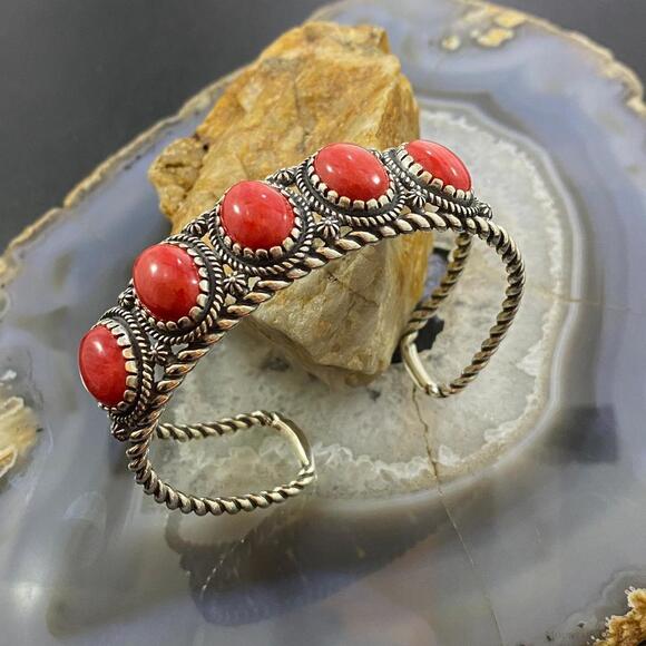 Carolyn Pollack Vintage Southwestern Style Sterling Silver Coral Row Bracelet - Picture 3 of 10